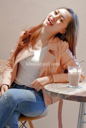 Ayu Escort Girl Bukit Bintang AD-RDW31492 KL