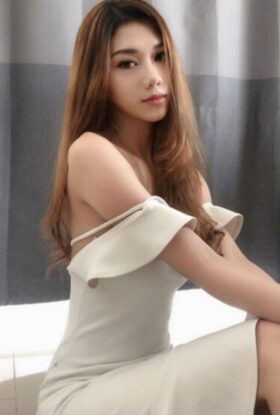 Betty Escort Girl Puchong AD-HJX37697 Kuala Lumpur