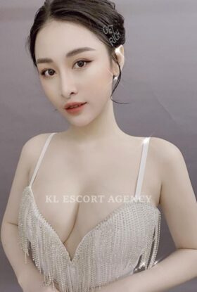 Emily Escort Girl Mid Valley AD-XGD12600 Kuala Lumpur